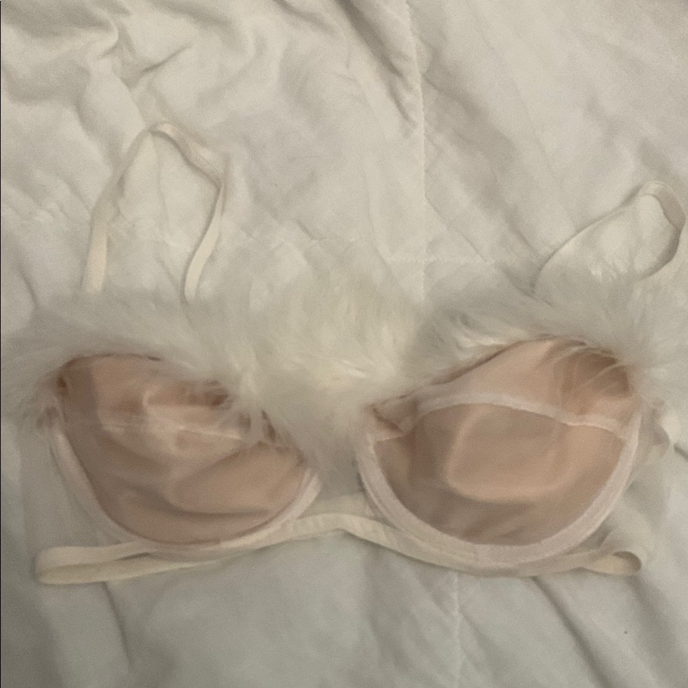 Victorias secret Elegant Cream Intimate Bra